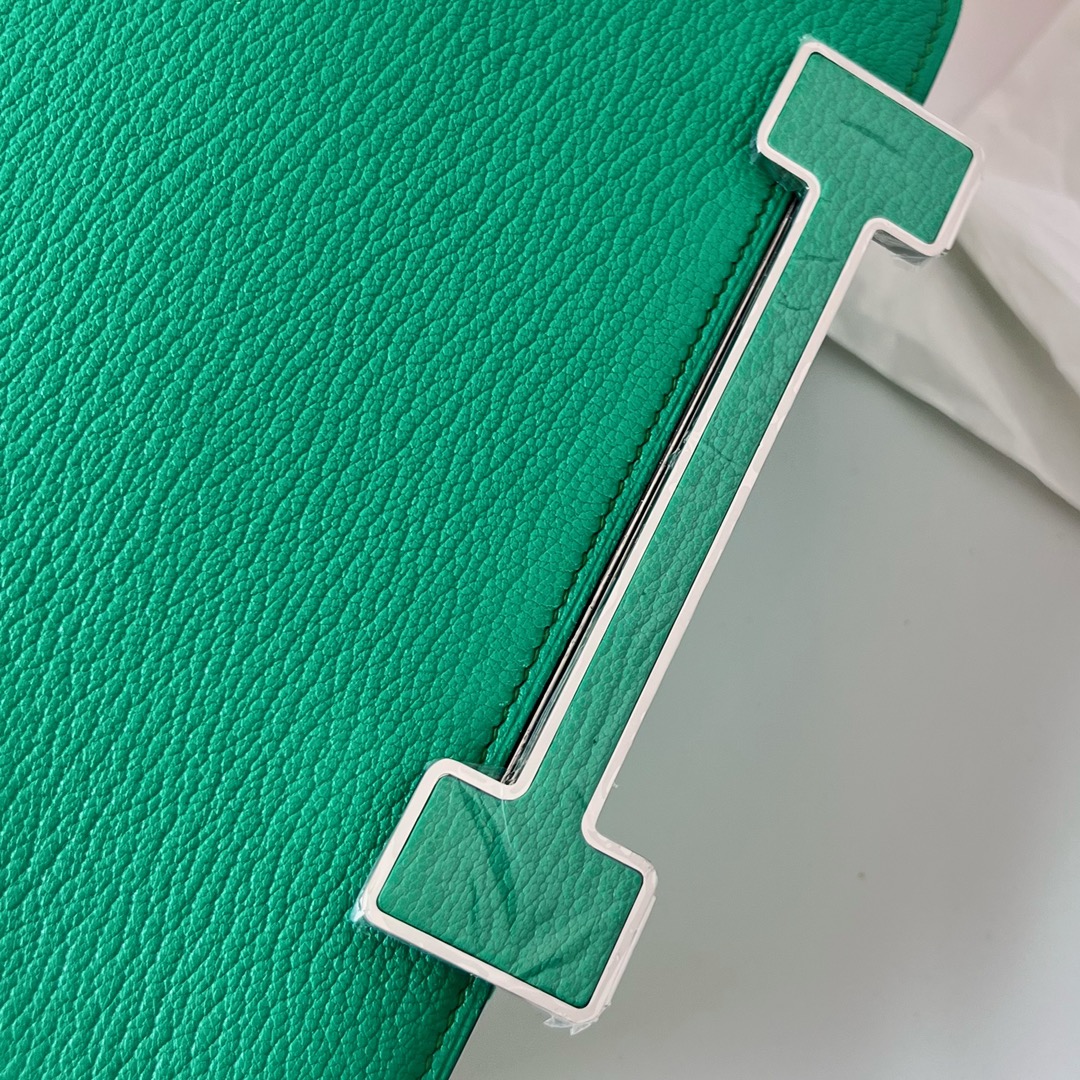 Hermes Geta Shoulder Bag In Menthe Mysore Goatskin Leather